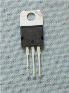 Transistores de Potência - Transistor TIP122