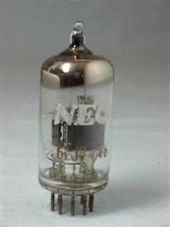 Válvula Eletrônica 6LJ8 NEC
